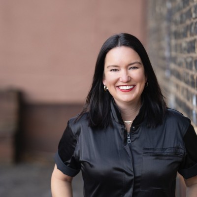 Headshot: Nikki Baker